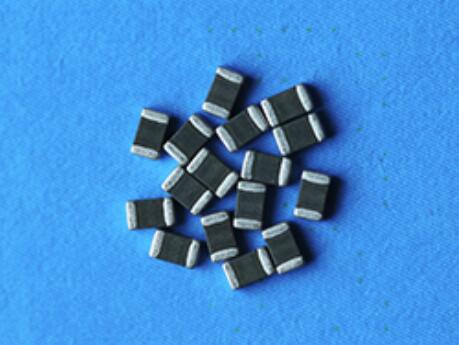 ESD防護貼片壓敏電阻